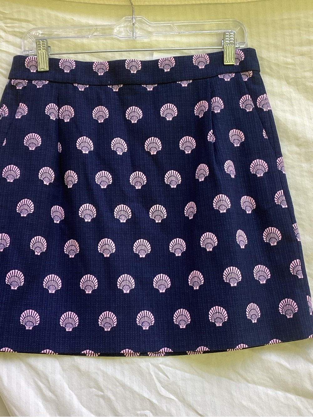 J. Crew NWT Navy Mini Skirt with Pink Shell Print, size 4
